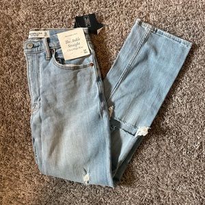 NWT Ultra High Rise Abercrombie Jeans